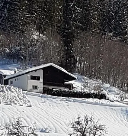 Haus Bergblick * ガシュルン